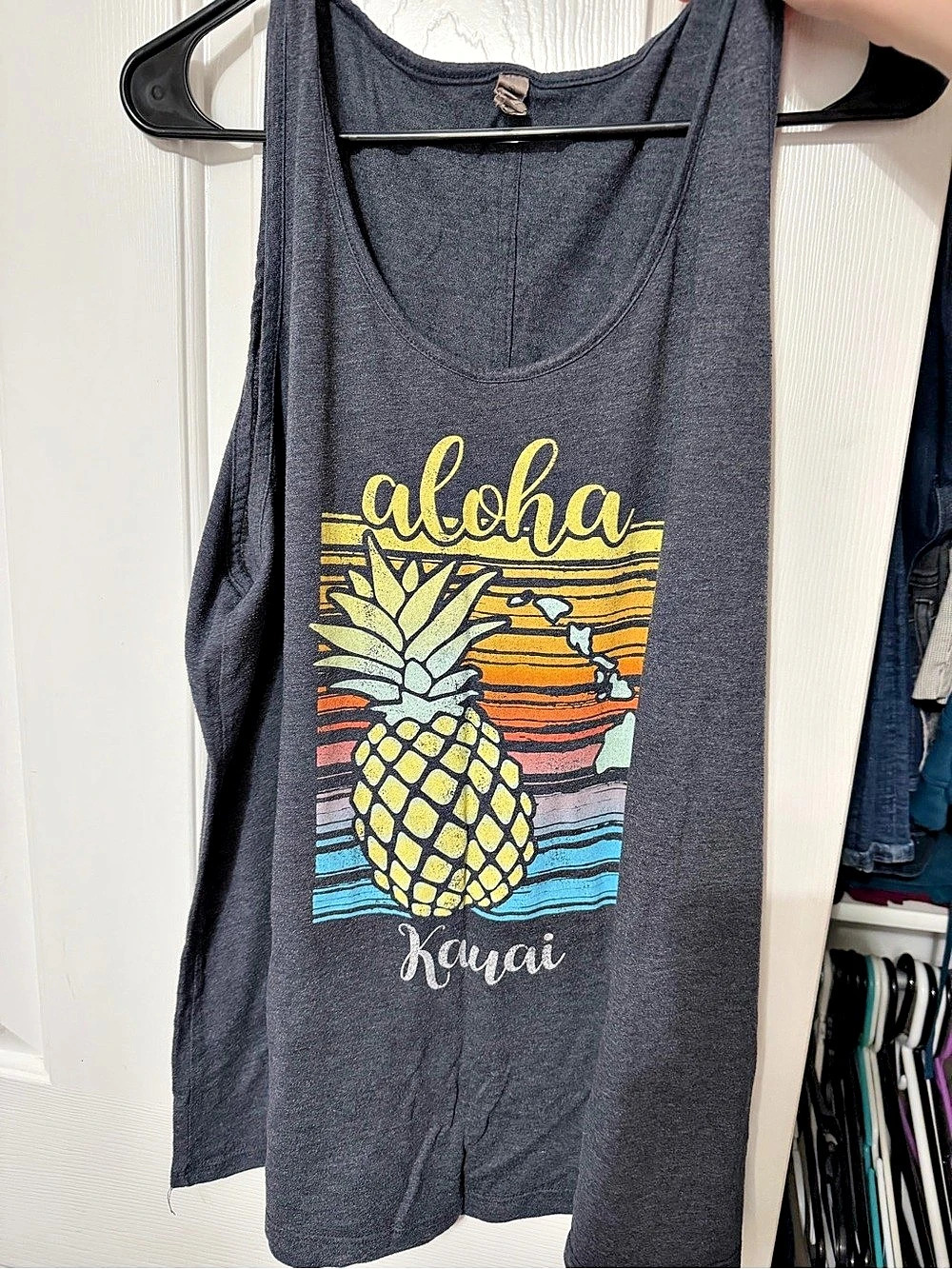Aloha Kauai Graphic Tank in Gray & Yellow